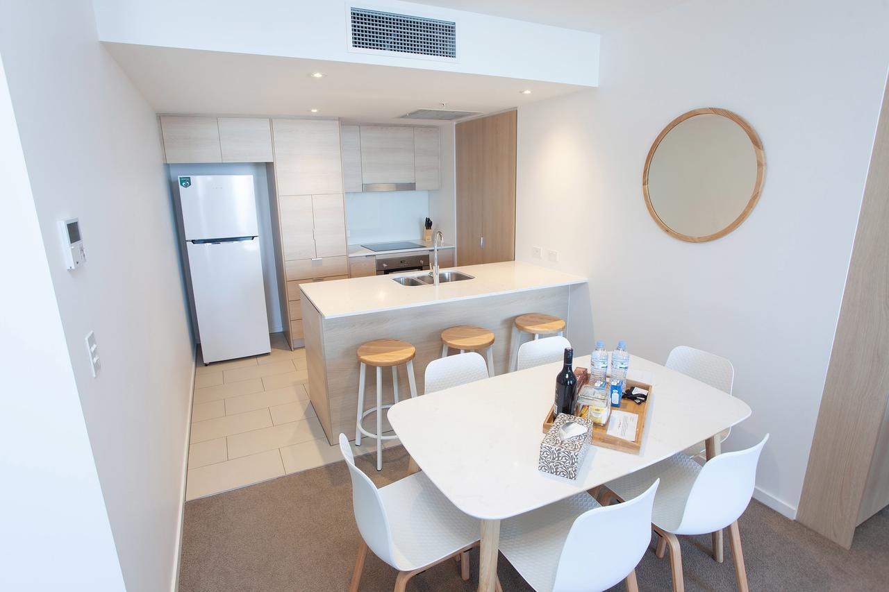 High Floor Ocean View Suites Broadbeach 黄金海岸 外观 照片