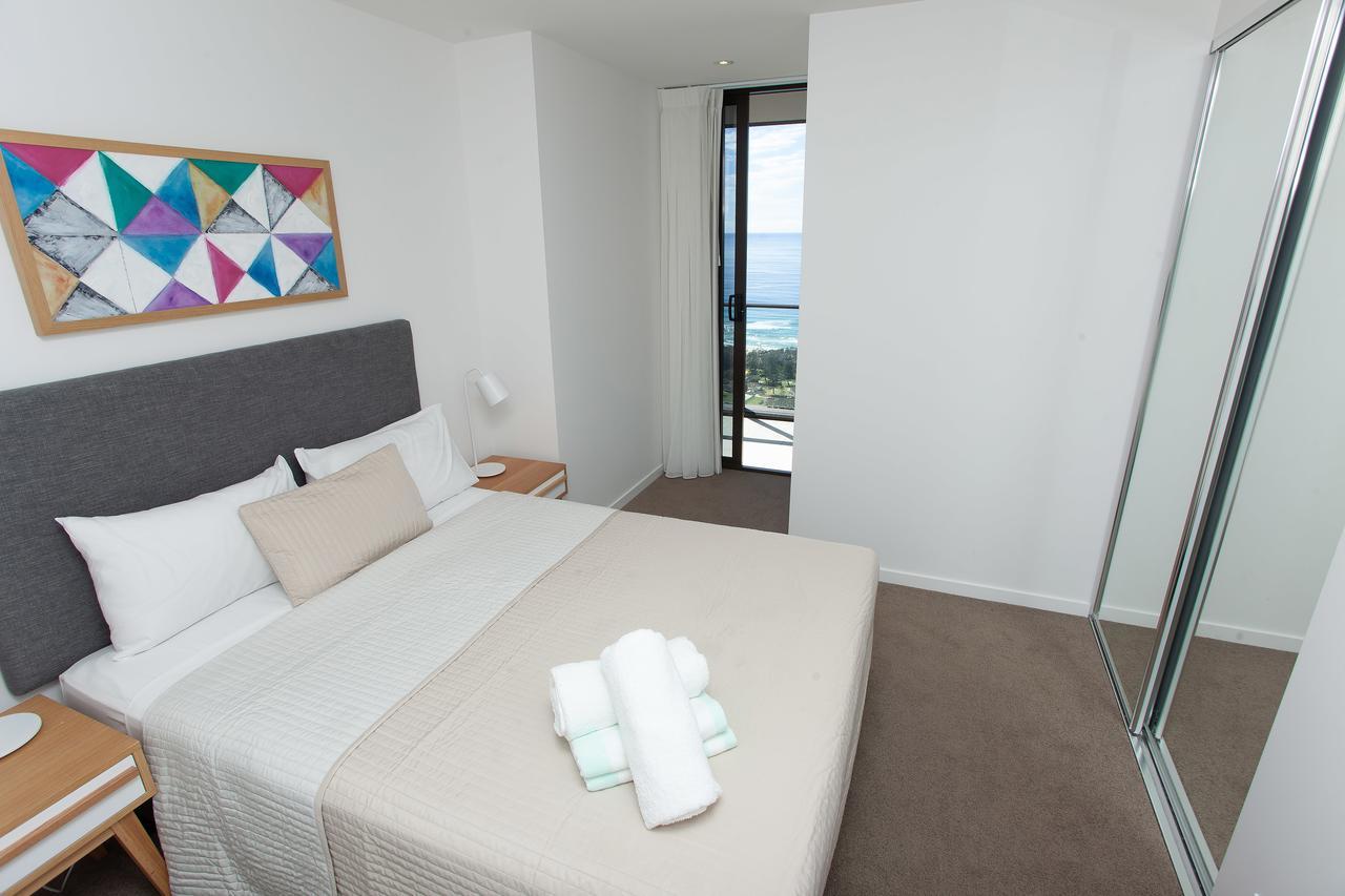 High Floor Ocean View Suites Broadbeach 黄金海岸 外观 照片